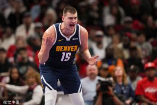 但在比赛中 但在比赛中