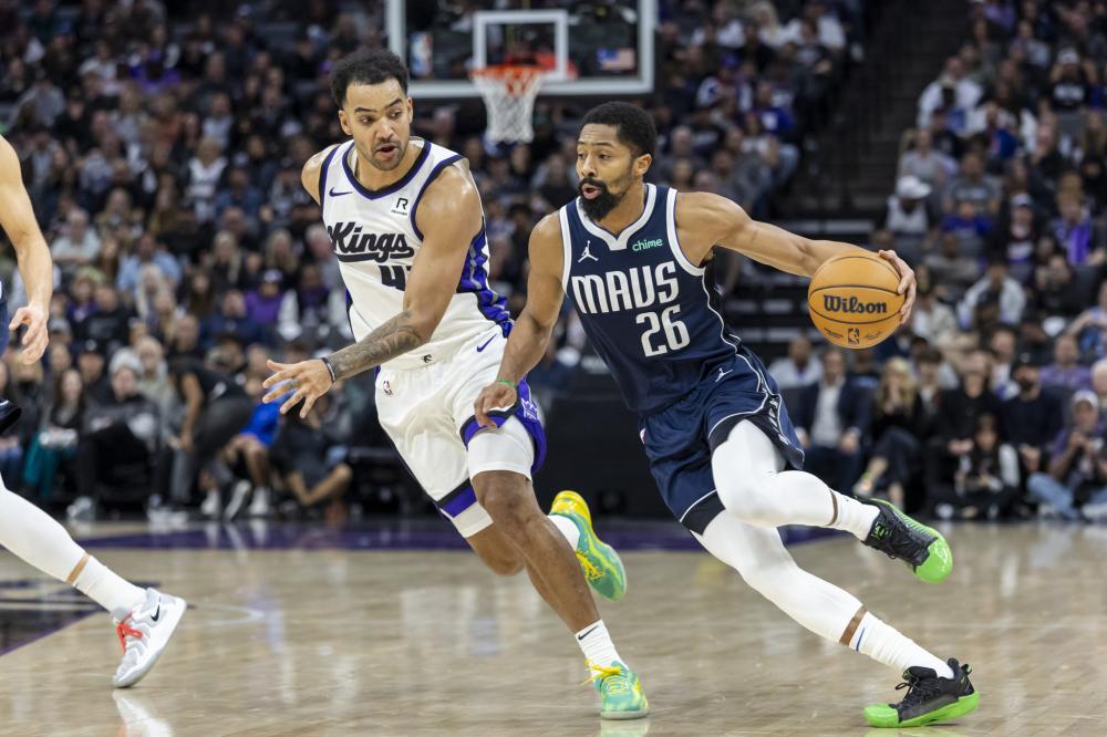 在亚历山大 在亚历山大