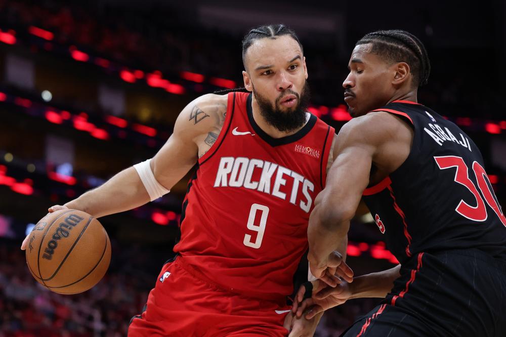 赛场外的更 赛场外的更