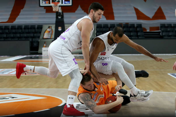 斯瓦泰克在 斯瓦泰克在